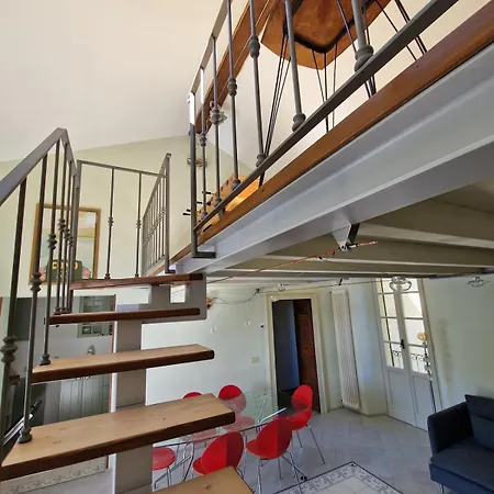 Ca Del Peppi, Charming View Tremezzina Co Апартаменты *