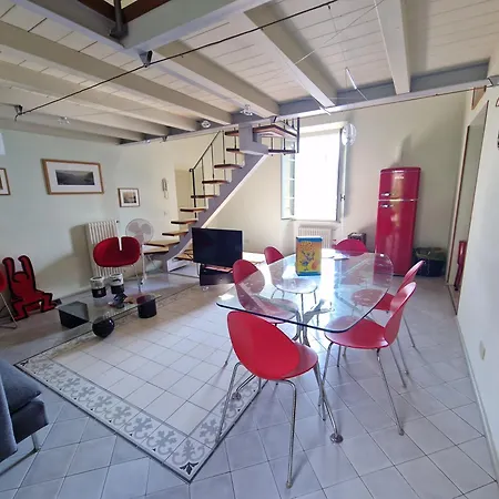 Ca Del Peppi, Charming View Tremezzina Co Apartamento *
